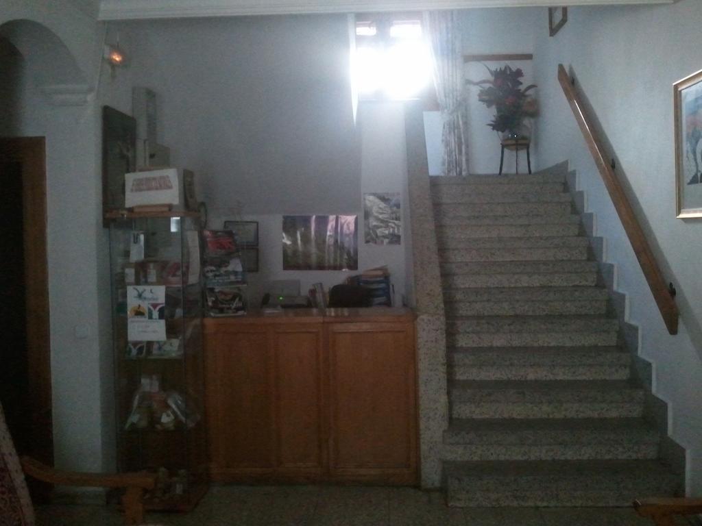 גיסאנדו Hostal-Restaurante Fogon De Gredos מראה חיצוני תמונה