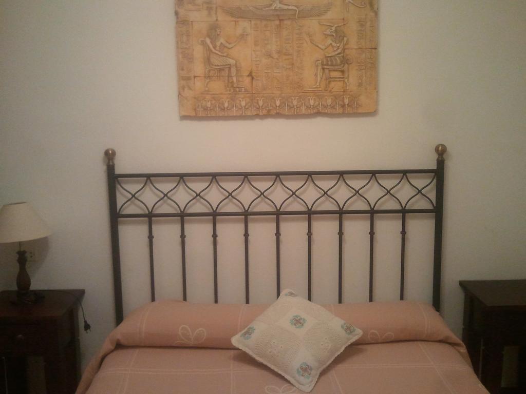 גיסאנדו Hostal-Restaurante Fogon De Gredos חדר תמונה