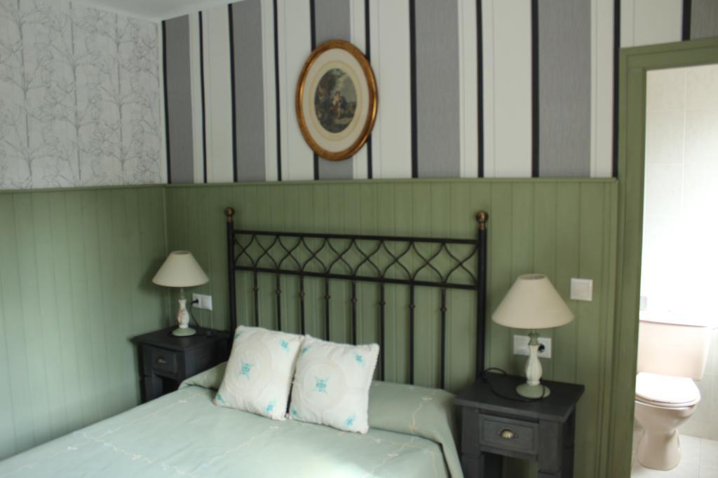 גיסאנדו Hostal-Restaurante Fogon De Gredos מראה חיצוני תמונה